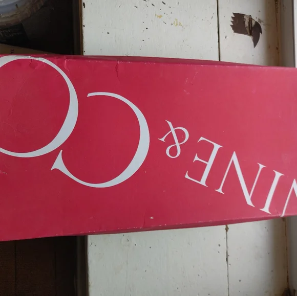 Nine & Co Heeled Black Leather Boot - Picture 5 of 5